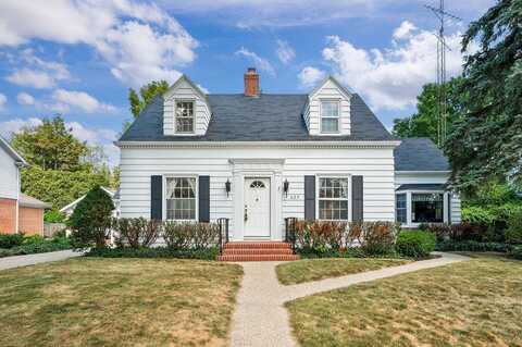 227 N Sunnybank Road, Saint Joseph, MI 49085