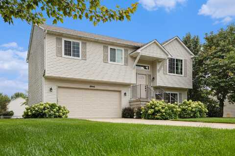 8946 Sunflower Drive, Whitmore Lake, MI 48189
