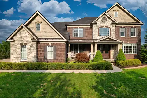 17486 Crestbrook Drive, Northville, MI 48168