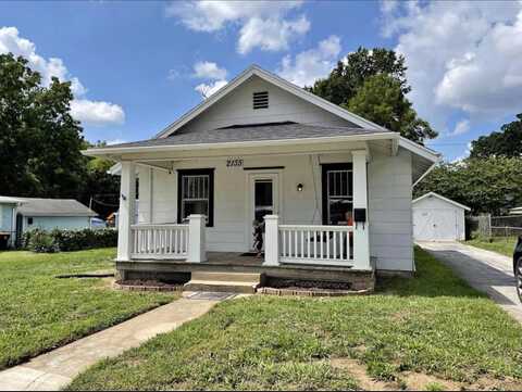 2135 N Fremont Avenue, Springfield, MO 65803
