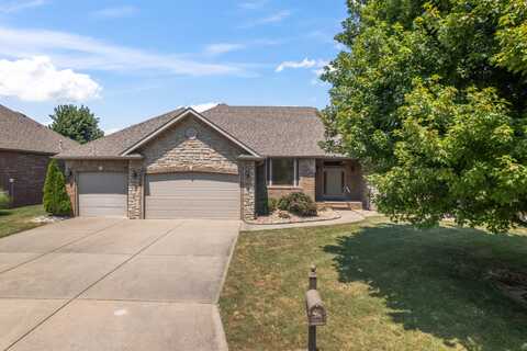 4403 E Cromwell Street, Springfield, MO 65802