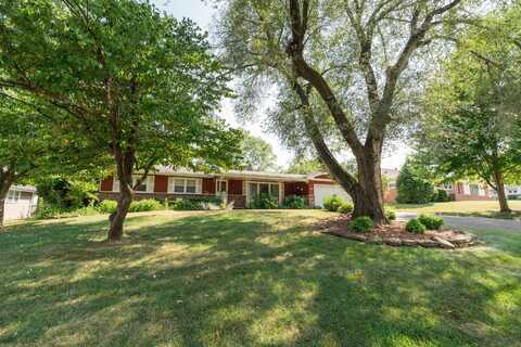2014 E Edgewood Street, Springfield, MO 65804