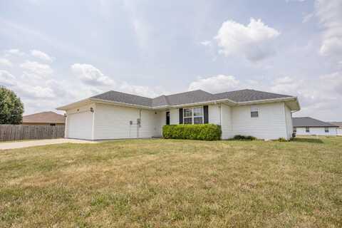 101 Spruce Avenue, Clever, MO 65631