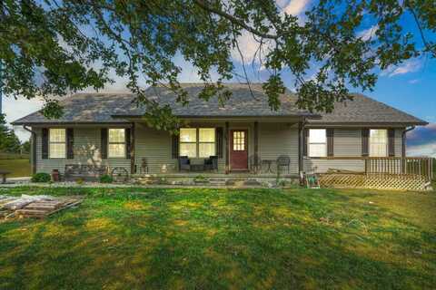 93 S Crossway Road, Marshfield, MO 65706