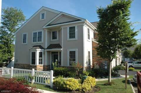 252 Levinberg Ln, Wayne, NJ 07470