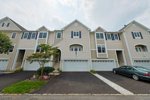 28 Lakeshore Dr, Mount Arlington, NJ 07856