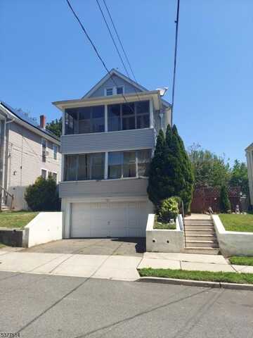 121 Prescott Ave, Hawthorne, NJ 07506