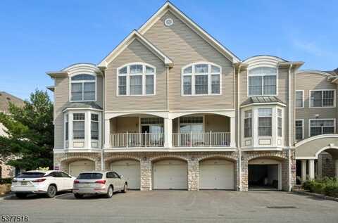 509 Kensington Ln, Livingston, NJ 07039
