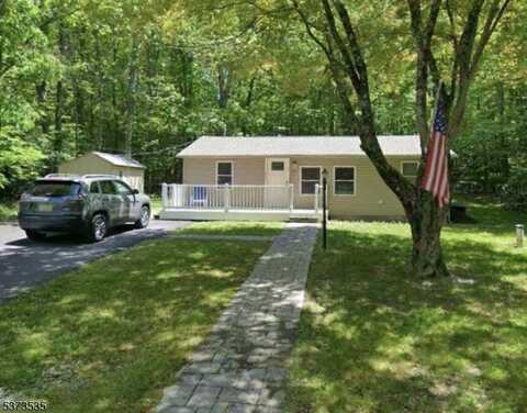 17 Eastbrook Ln, Hampton, NJ 07860