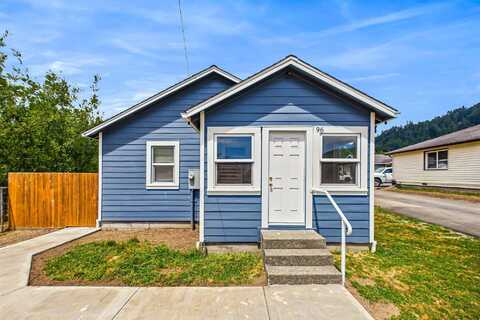 96 Painter Street, Rio Dell, CA 95562