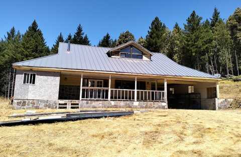 3915 Fox Spring Road, Honeydew, CA 95545