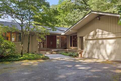 240 Laurel Heights Road, Highlands, NC 28741