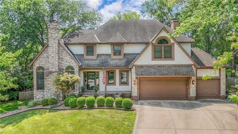 248 SW Winterpark Circle, Lees Summit, MO 64081
