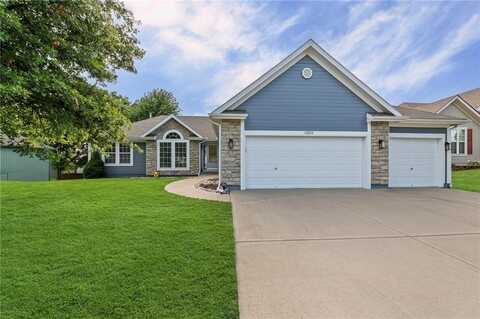 13720 Station Drive, Platte City, MO 64079