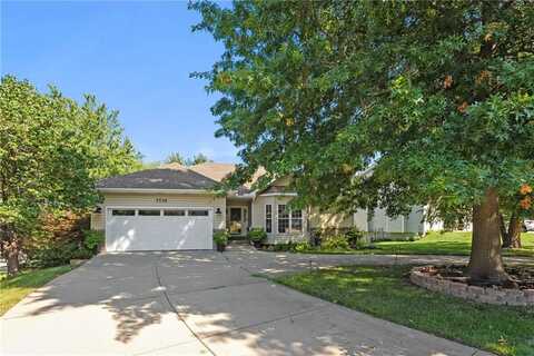 7735 N Mersington Avenue, Kansas City, MO 64119