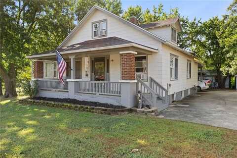 104 E 4th Street, Stover, MO 65078