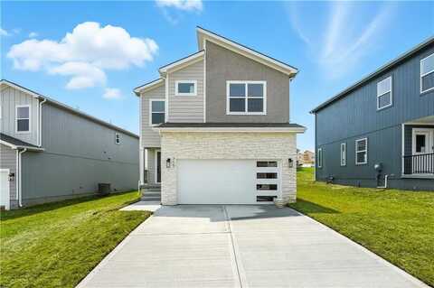 715 Glenn Circle, Raymore, MO 64083