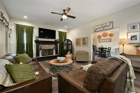 36011 E Gardner Road, Oak Grove, MO 64075