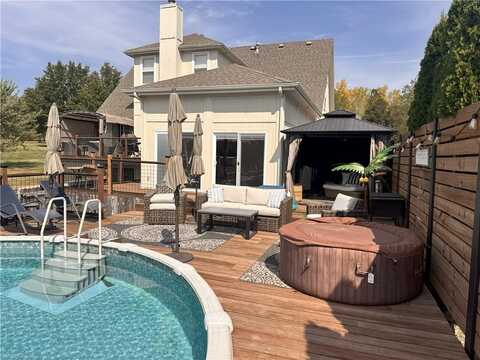 36011 E Gardner Road, Oak Grove, MO 64075