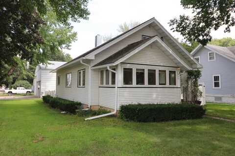 720 3rd Avenue E, Spencer, IA 51301