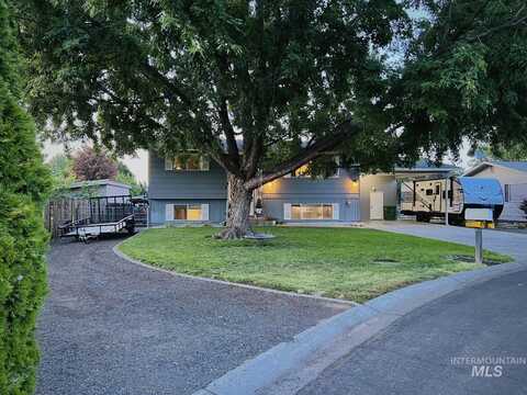 631 Airway Dr, Lewiston, ID 83501
