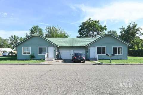 173 NW 7th Ave, Ontario, OR 97914