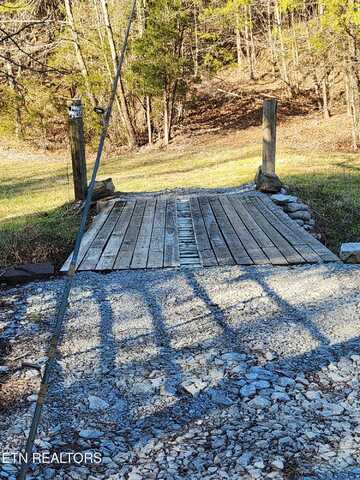 Highway 39E, Englewood, TN 37329