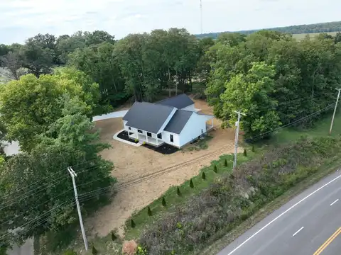 18 St Edwards Road, Cynthiana, KY 41031