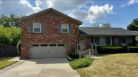 3341 Carriage Lane, Lexington, KY 40517