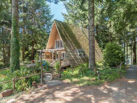 123 E Eckman Creek Road, Waldport, OR 97394