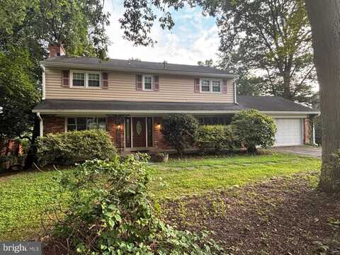 7917 FALSTAFF RD, MCLEAN, VA 22102