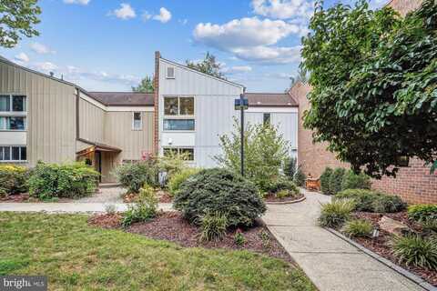 11579 LINKS DR, RESTON, VA 20190