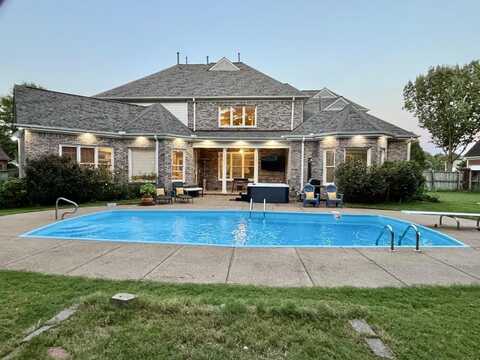 1001 FALL SPRINGS, Collierville, TN 38017