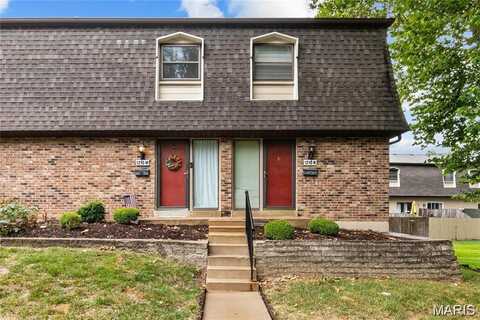 1210 Wicklow Rd Road, Ballwin, MO 63021