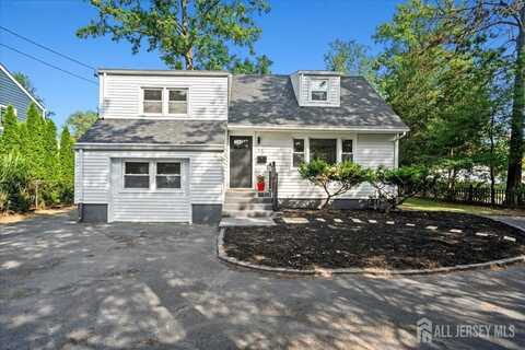 316 Seneca Avenue, Middlesex, NJ 08846