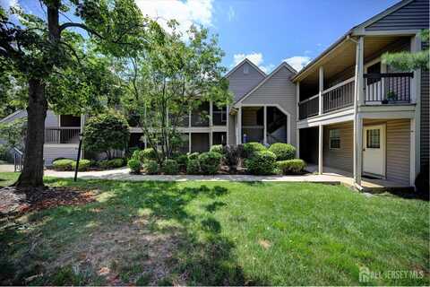 124 Concordia Circle, Monroe, NJ 08831