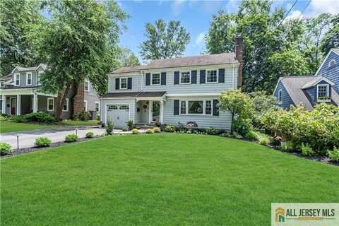 20 Oak Hills Road, Edison, NJ 08820