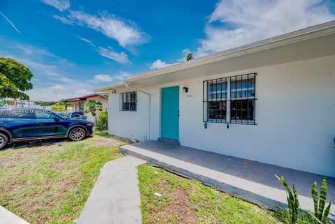 2151 NW 103rd St, Miami, FL 33147