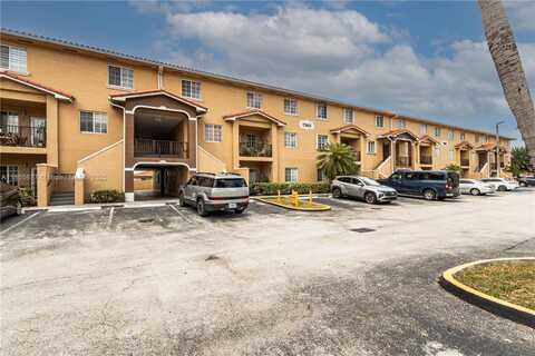 17405 NW 75th Pl, Hialeah, FL 33015