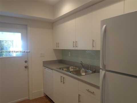 3741 NW 95th Ter, Sunrise, FL 33351