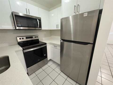 5660 W 25th Ct, Hialeah, FL 33016