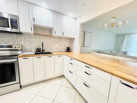 2000 Atlantic Shores Blvd, Hallandale Beach, FL 33009