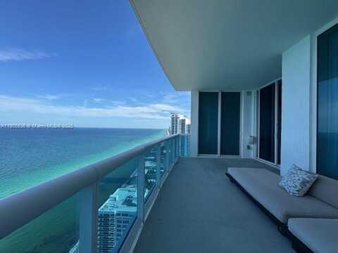 2711 S Ocean Dr, Hollywood, FL 33019