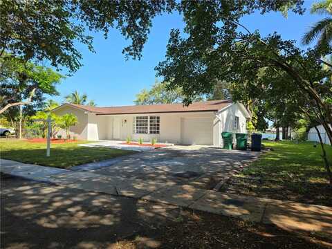 13920 Kendale Lakes Blvd, Miami, FL 33183