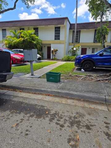 3320 Simms St, Hollywood, FL 33021