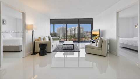3701 N Country Club Dr, Aventura, FL 33180