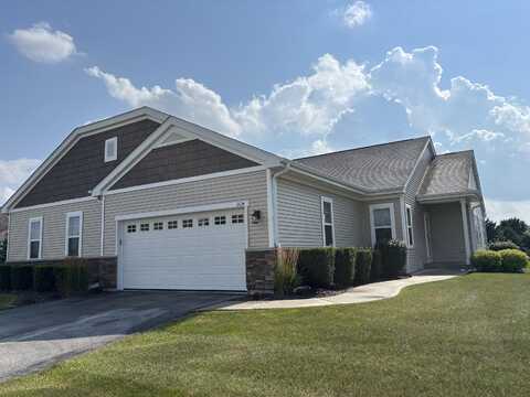 2634 Esker Dr, West Bend, WI 53095