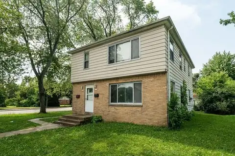 5101 W Lincoln Creek Dr, Milwaukee, WI 53218