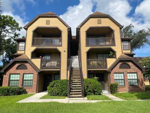 380 LAKE ONTARIO COURT, ALTAMONTE SPRINGS, FL 32701