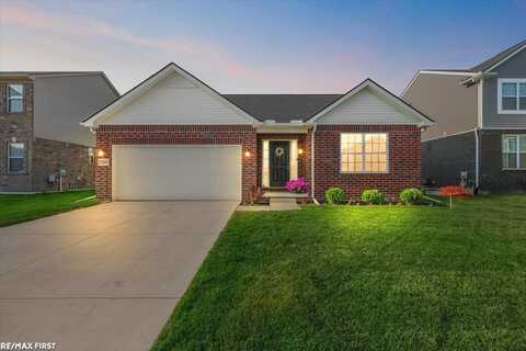 23845 Shadow Woods, Macomb, MI 48042